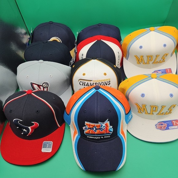 Lot Of 10 Deadstock Sports Hats Caps NFL Football NBA Basketball Vintage Y2K - Picture 1 of 11